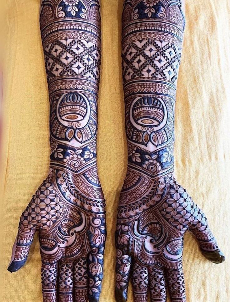 Mehandi Artist By Rohit